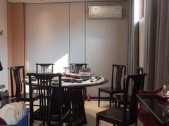 -梅利汴京烤鸭•开封豫菜地标店(东司门店)