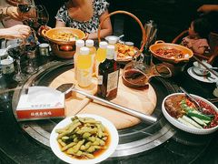 -挂旗柴锅鸡(蚌山区嘉年华店)