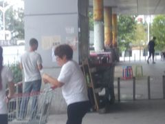 -卜蜂莲花(辽阳西路店)