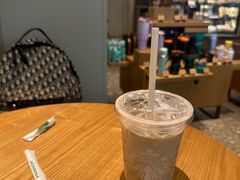 -星巴克臻选(周浦万达店)