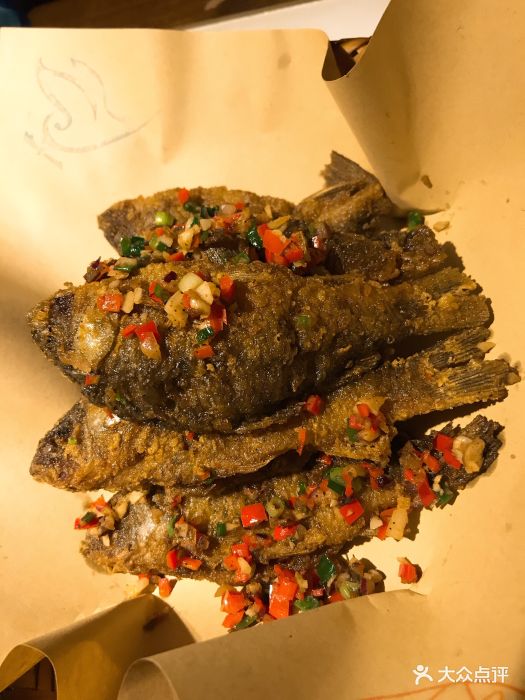 佬麻雀(岭南站店)香酥禾花鱼图片