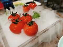番茄脆菇沙拉-小大董·烤鸭(王府井apm店)