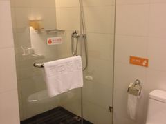 卫生间-桔子酒店(南京新街口张府园地铁站店)