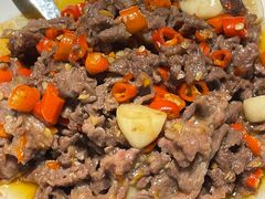 -费大厨辣椒炒肉(高铁吾悦广场店)