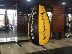 -威克健身游泳(万菱汇店)
