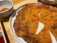 泡菜饼-喜来稀肉(北外滩白玉兰广场店)