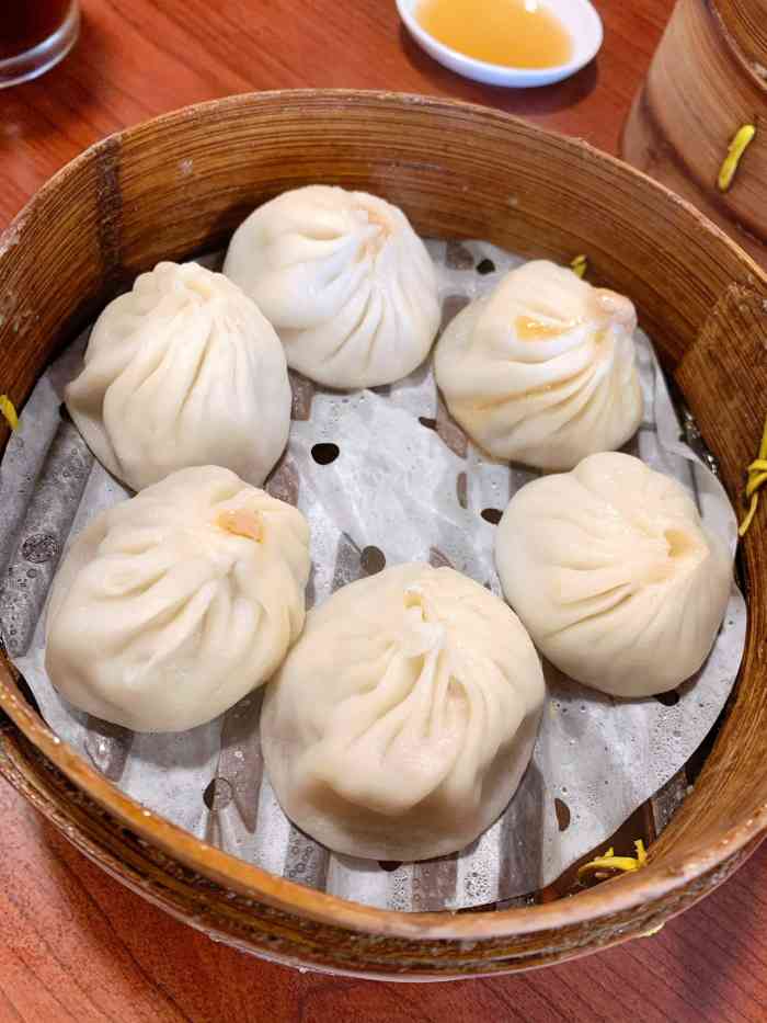 富麦小笼(局门路店)-"我一直以为开在局门路这的这家老字号小笼包.