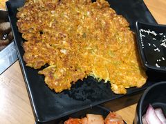 泡菜饼-肉甲韩国木炭烤肉(新壹街1店)