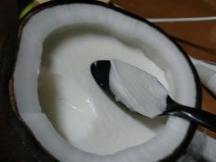 -志龙皇冠吃货椰子铺
