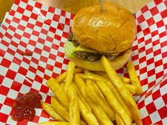 -UMAMI乌玛米披萨·汉堡·清真Halal(红岭北店)