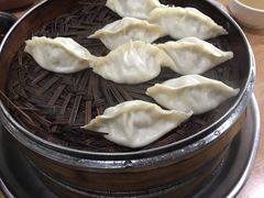 牛肉蒸饺-清真老铁家灌汤包