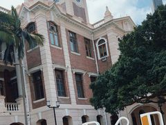 -香港大学