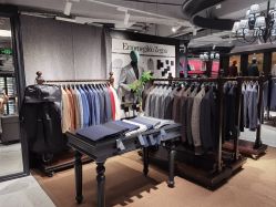 -BRANS PORO布朗斯伯勒西装高级定制·瑞璞西装(金陵店)