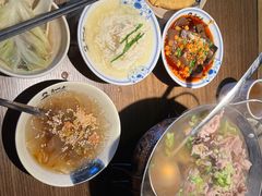 -肖四女乐山跷脚牛肉(南汇大学城生活广场店)
