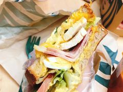 培根鸡肉俱乐部大嘴三明治-星巴克(北京建威大厦店)