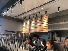 -喜茶(上海兴业太古汇店)