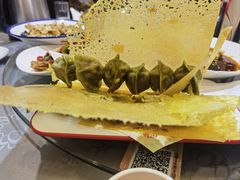-宣海荣锅贴大王·陕味小吃集(钟楼店)