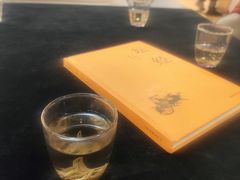 -新华里咖啡书吧(新华书店小寨店)