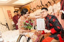 -LOVE SHINE婚纱·红鼎庄龙凤褂·妈妈装定制