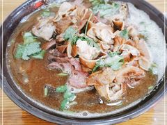 -六爷门框百年卤煮