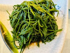 -汗腾格里·风味餐厅(新疆驻京办店)