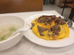 牛肉滑蛋饭-有章牛杂(石厦店)