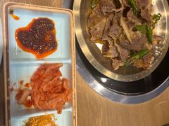 -猪啊牛呀羊啊铜盘烤肉(正大广场店)