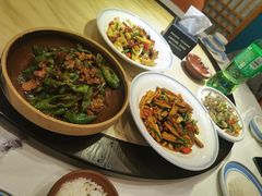 -俏湘厨•地道湘菜(建华南路店)