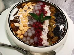-姚姚酸菜鱼·金戈戈香港豉油鸡(喜荟城联名店)