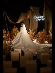 -MECCI婚礼摄影跟拍(红东方广场店)