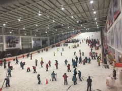 -乔波室内滑雪场