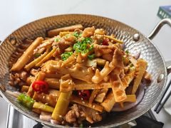 -洈水谣 · 地道荆州松滋菜(菱角湖公园店)