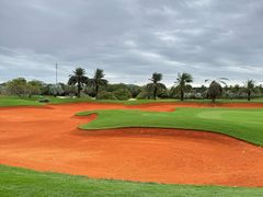 -海南鉴湖蓝湾高尔夫球会