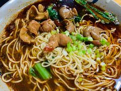 红烧肥肠面-丁丁猫重庆小面(徐州路店)