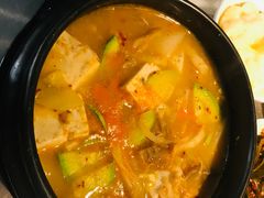-韩聚屋韩国烤肉餐厅(新北万达店)