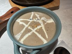 松子奶油蘑菇汤-俄士厨房(环球港店)
