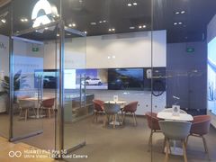 -蔚来空间(北京颐堤港店)