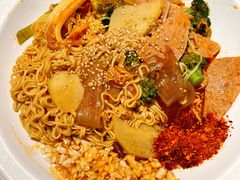 -大食代美食广场(上海中心店)