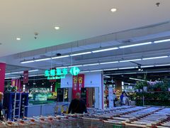 -家乐福(四元桥购物中心店)