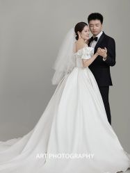 -纪梵希旅拍婚纱摄影(大连总店)