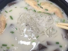 -津津老鸭粉丝馆(正东路店)