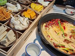 -芈重山老火锅(广州首店)