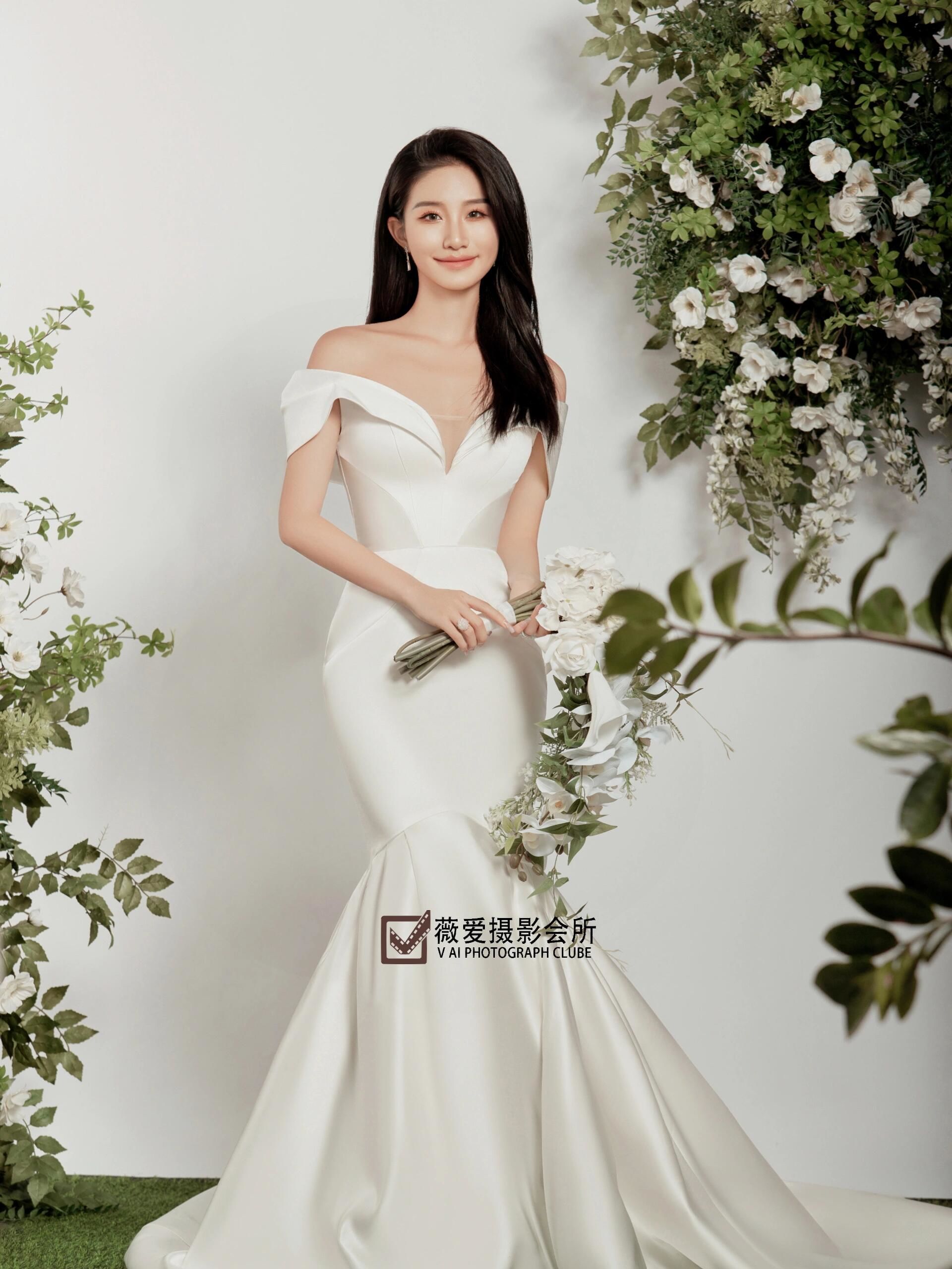 青岛婚纱照97韩系简约风格泰裤辣6015