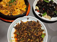 黑三剁-云海肴·汽锅鸡·云南菜(高德置地店)