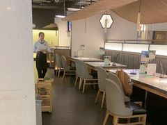 -左庭右院鲜牛肉火锅(浦江欢乐颂店)