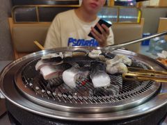 -围炉肉舍•炭烤活鳗•丹东海鲜烤肉(步行街店)