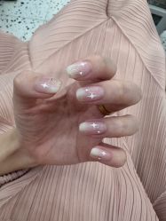 -进巍美甲