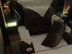 -臻享养生·SPA·影院式足道(汇臻店)