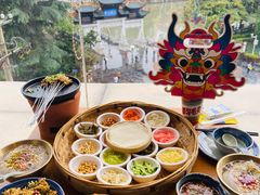 -包整·丝娃娃(一览甲秀楼风景店)