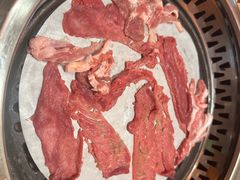 -黑金·寻焰自助百汇(中街店)